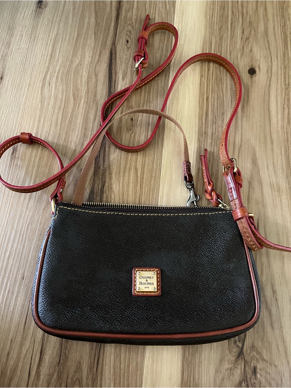 Dooney bourke handbags J7175184 crossbody brown